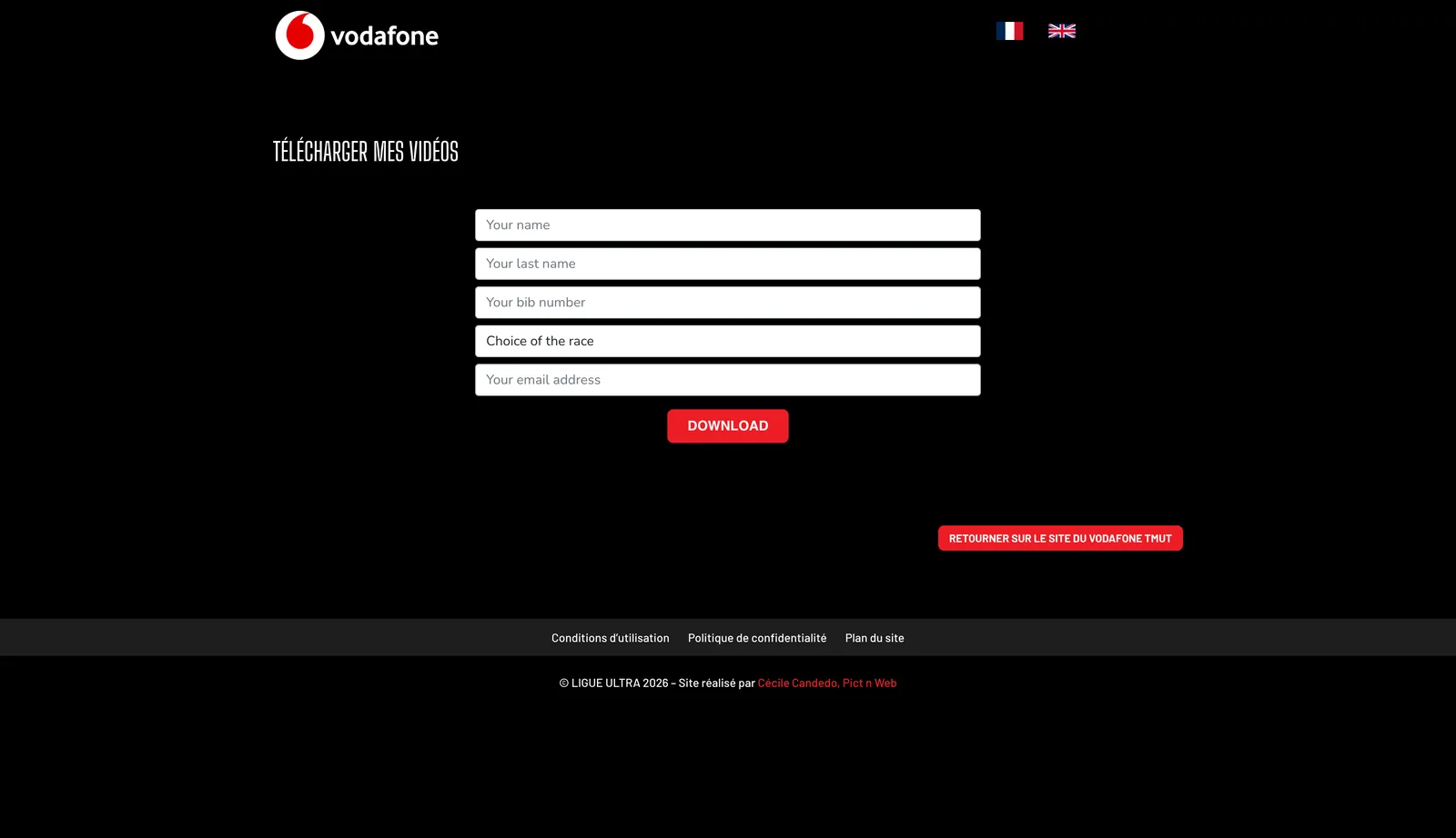Page de téléchragement des vidéos, version anglophone du site Vodafone TMUT. Champs du formulaire: Nom, Prénom, Dossard, adresse mail.